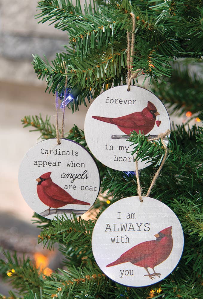 Cardinal Round Christmas Ornament