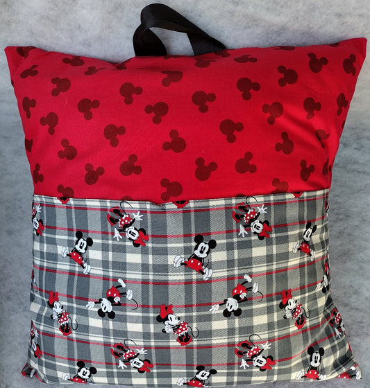 62cb59c93e05481e760dec35_pillow-mickey-mouse-pocket-reading-pillow_1757806462672.jpg